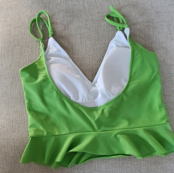 Kortni Jeane Scoop Back - Picture 2 of 3